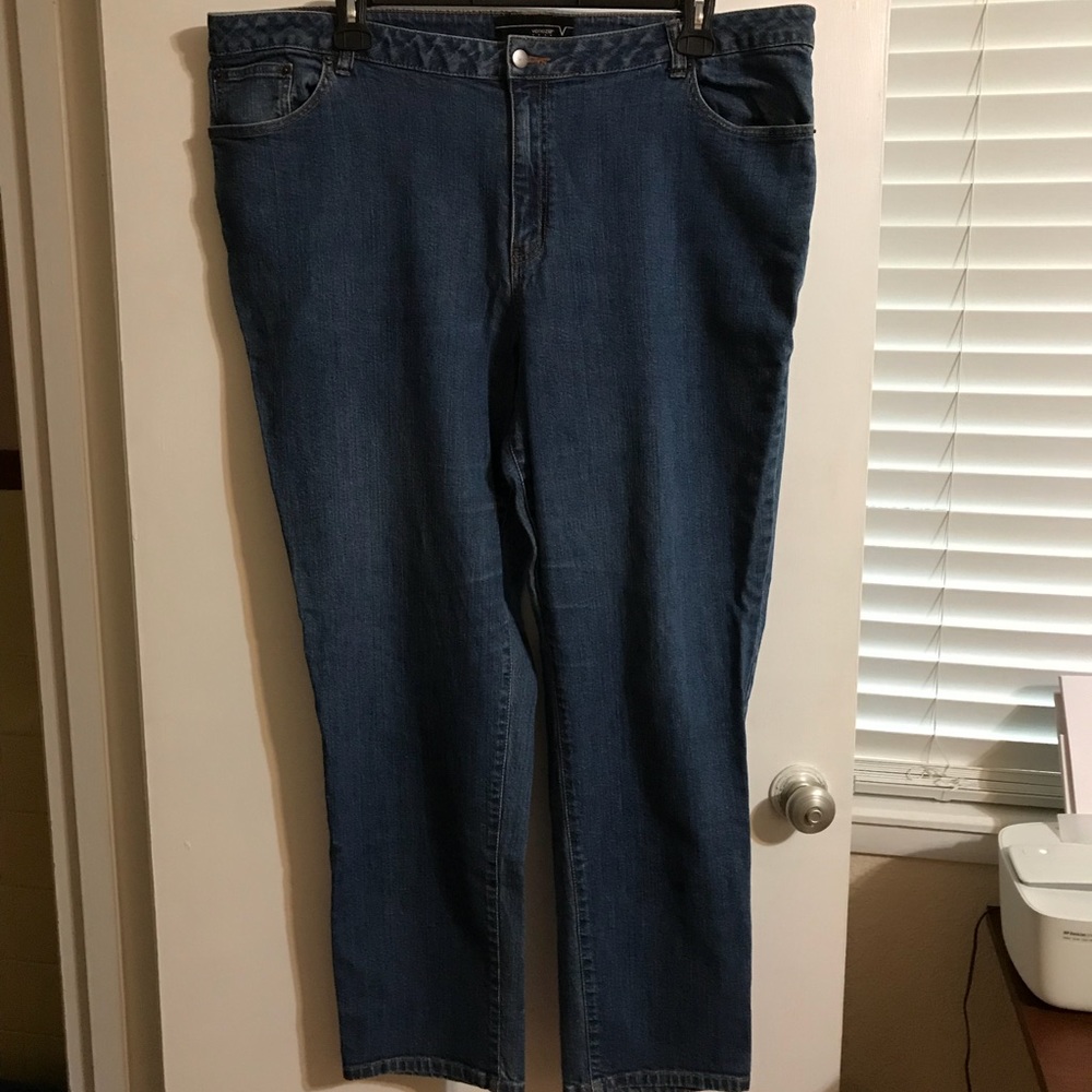 Venezia Med Wash Straight Leg Jeans  24 Average